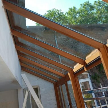 Glaswerken Maastricht - plaatsing glazen veranda